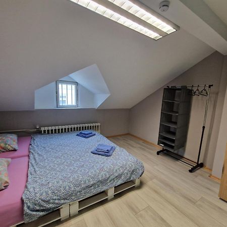 Lambo'S Corner Varna - Guest Rooms Ngoại thất bức ảnh