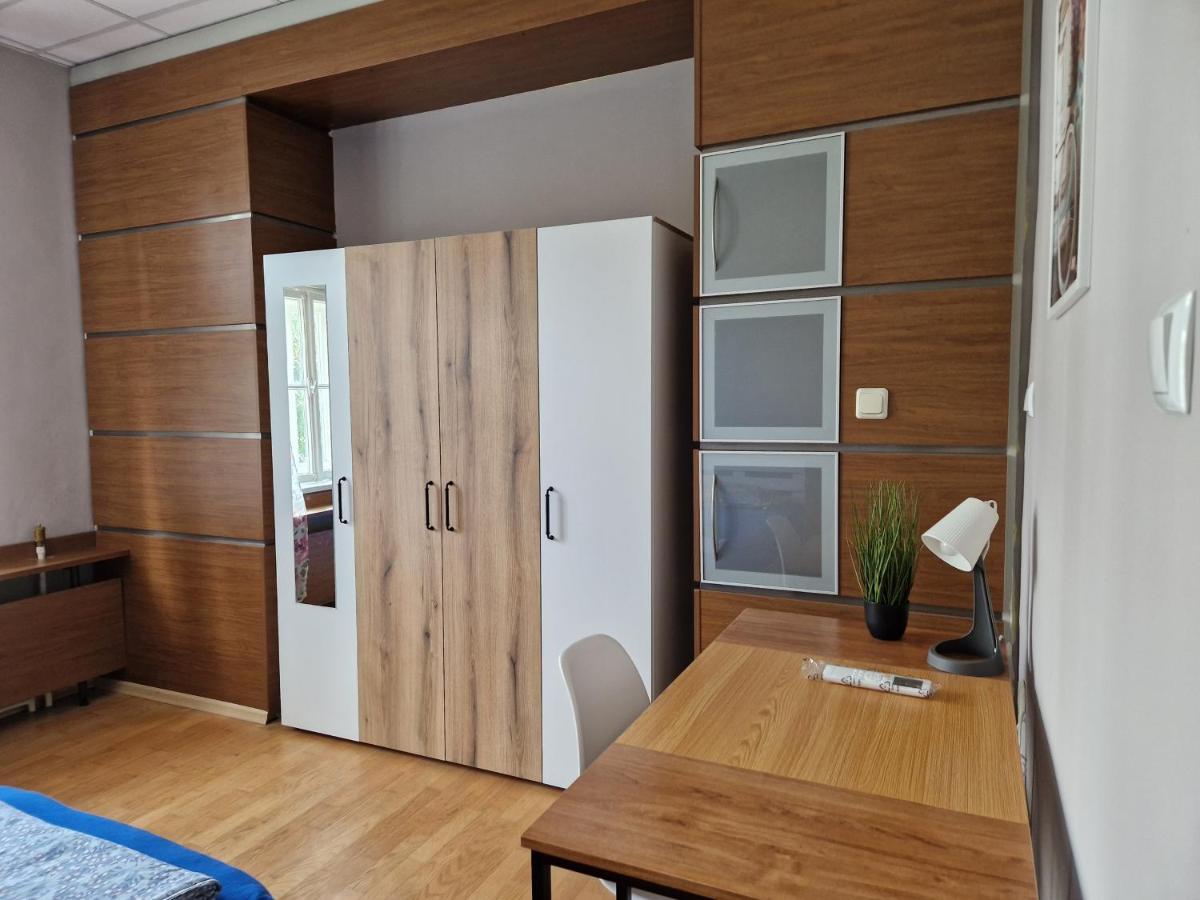 Lambo'S Corner Varna - Guest Rooms Ngoại thất bức ảnh