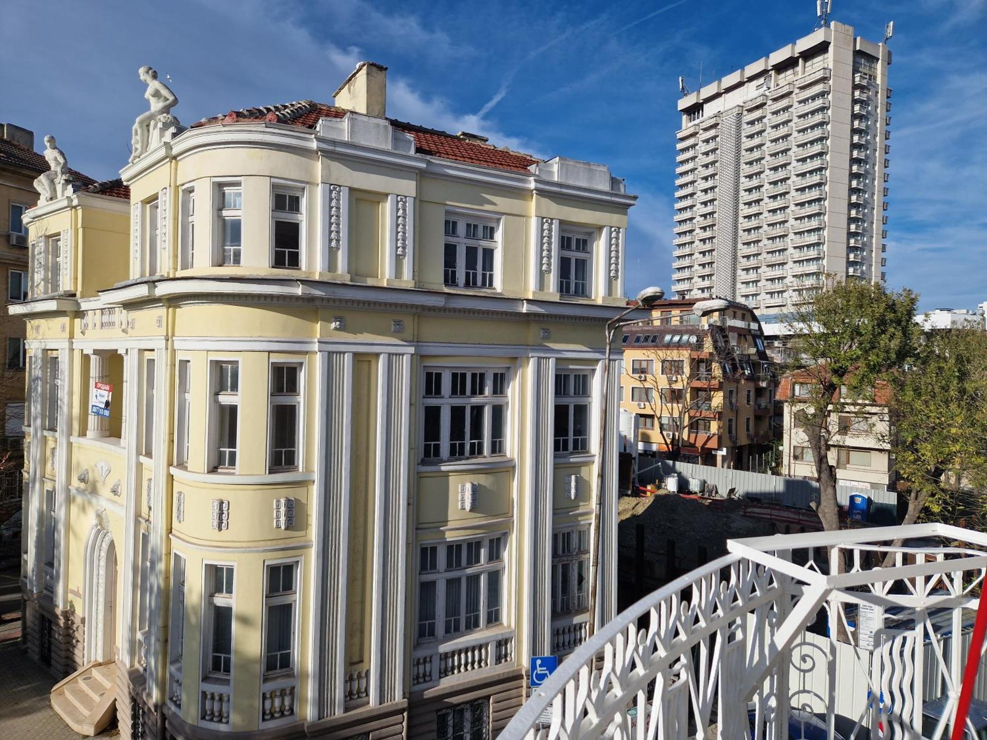 Lambo'S Corner Varna - Guest Rooms Ngoại thất bức ảnh