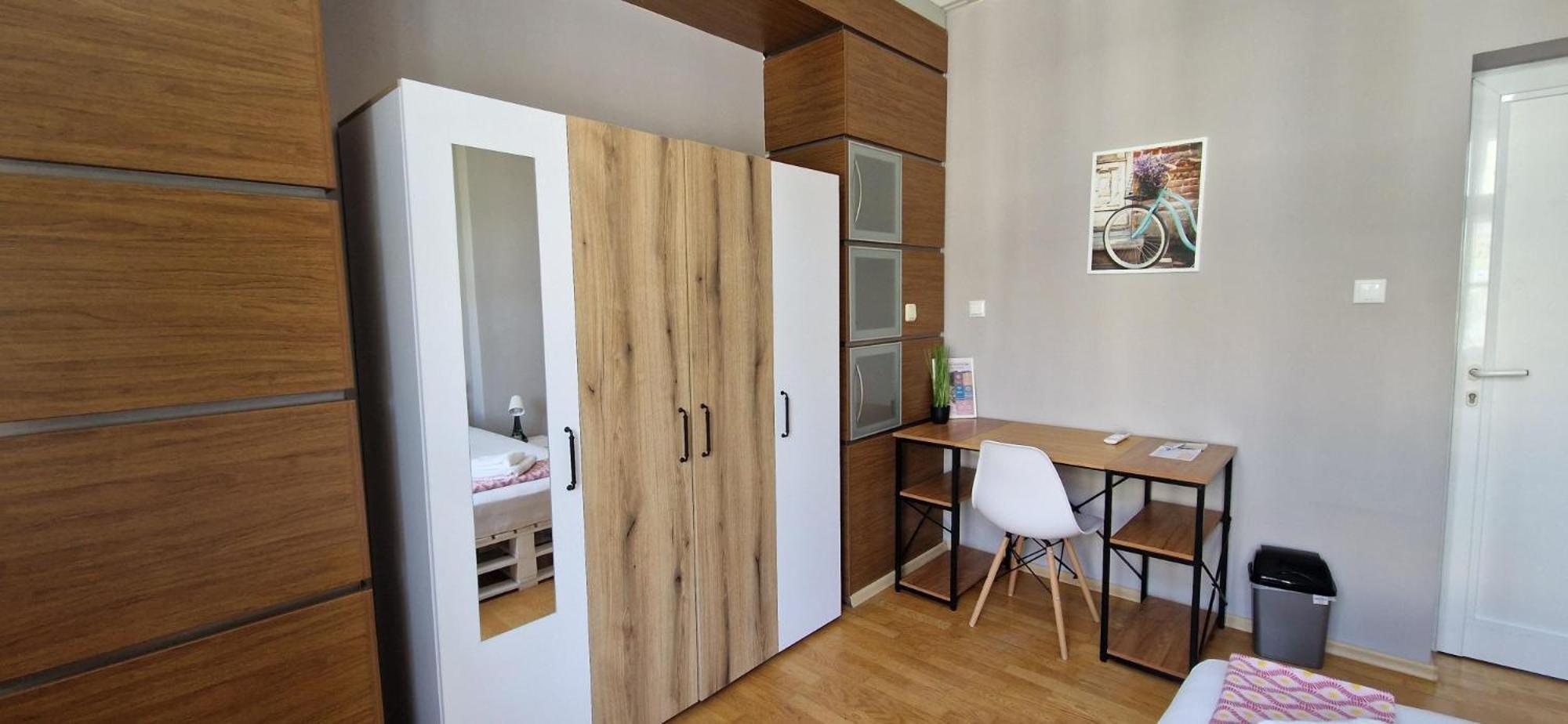Lambo'S Corner Varna - Guest Rooms Ngoại thất bức ảnh