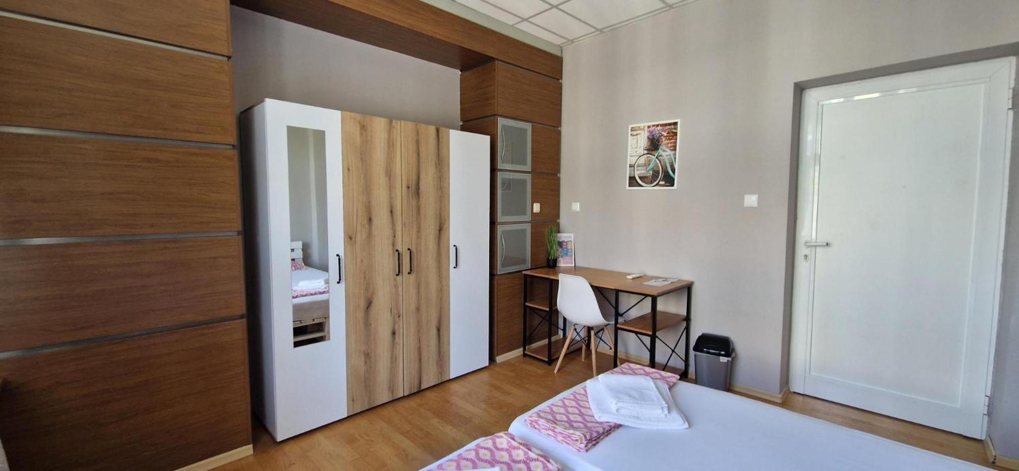 Lambo'S Corner Varna - Guest Rooms Ngoại thất bức ảnh